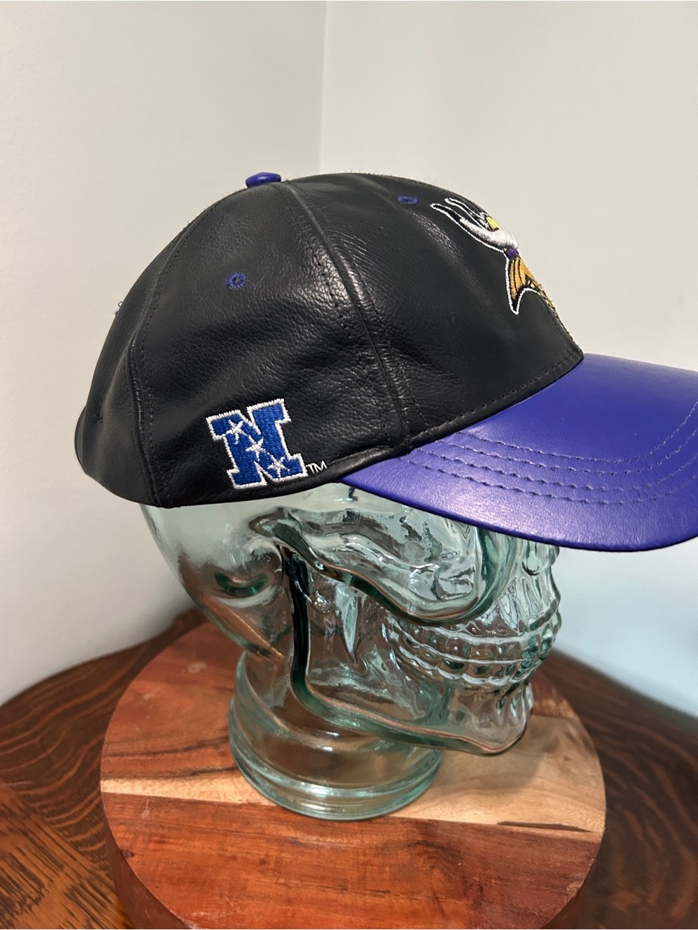 Vintage Minnesota Vikings Logo Athletic Leather Hat - Picture 4 of 6